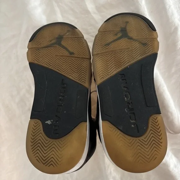 Jordan Five‎ Retro Mid Oreo Men's Size 9 Shoes - Picture 9 of 9